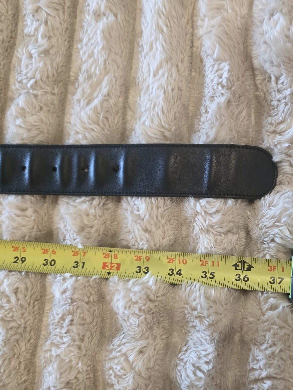 Authentic Gucci Black Leather Belt with Pearl-Embellished Gold Double G Buckle - Picture 8 of 8